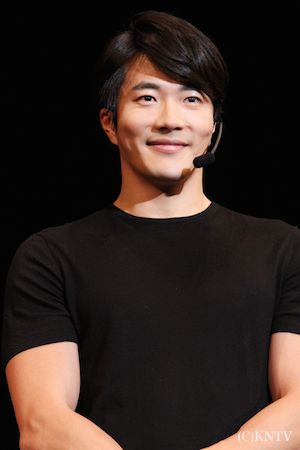  �N�H���E�T���E